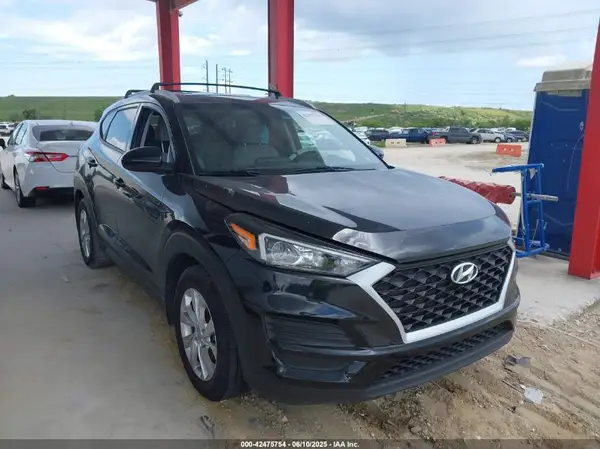 KM8J33A44MU305493 2021 HYUNDAI TUCSON - Image 1