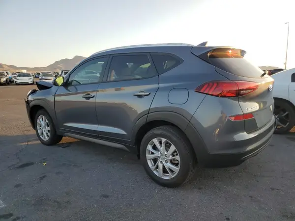 KM8J33A44MU320740 2021 HYUNDAI TUCSON - Image 2