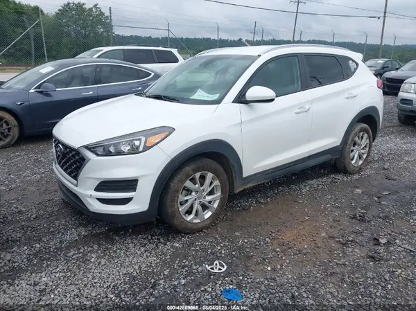 KM8J33A44MU362616 2021 HYUNDAI TUCSON - Image 2