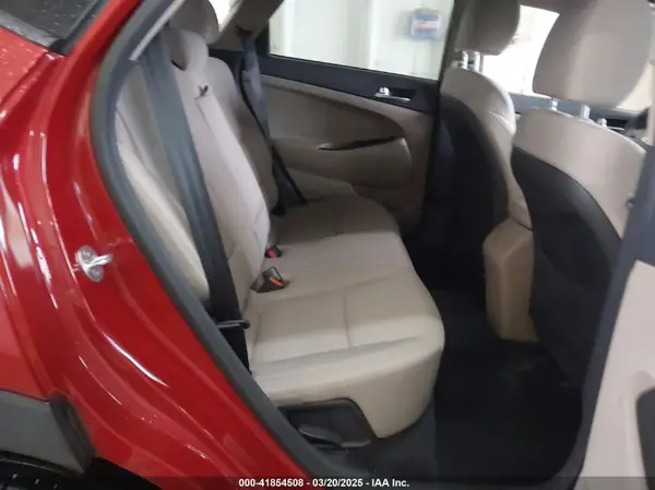 KM8J33A44MU363524 2021 HYUNDAI TUCSON - Image 8