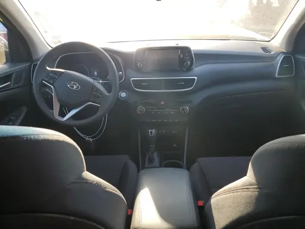 KM8J33A44MU364575 2021 HYUNDAI TUCSON - Image 8