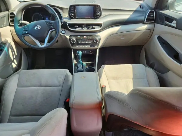KM8J33A44MU390030 2021 HYUNDAI TUCSON - Image 8