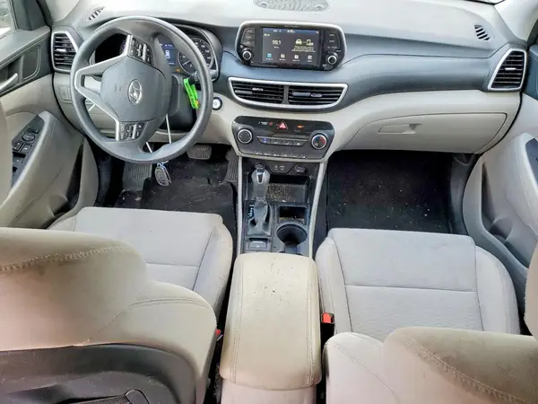 KM8J33A44MU392263 2021 HYUNDAI TUCSON - Image 8