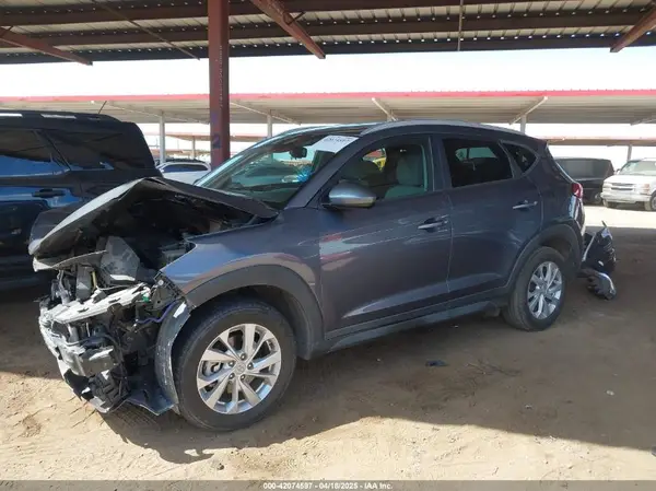 KM8J33A44MU403018 2021 HYUNDAI TUCSON - Image 2