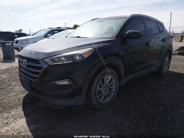 KM8J33A45GU069277 2016 HYUNDAI TUCSON - Image 2
