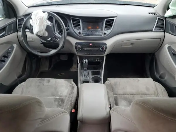KM8J33A45GU094048 2016 HYUNDAI TUCSON - Image 8