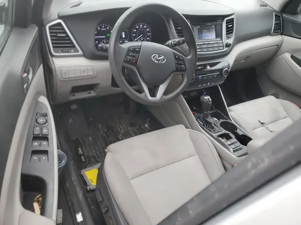 KM8J33A45GU110863 2016 HYUNDAI TUCSON - Image 8