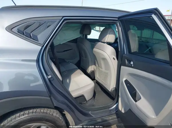KM8J33A45GU128974 2016 HYUNDAI TUCSON - Image 8