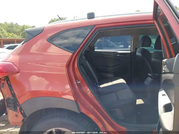 KM8J33A45GU155284 2016 HYUNDAI TUCSON - Image 8