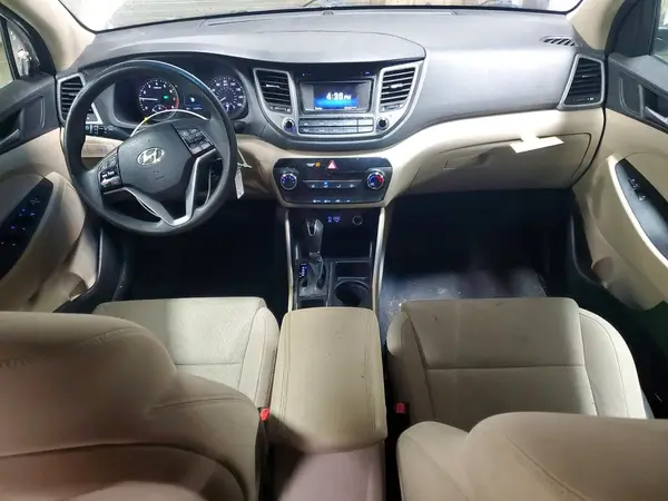 KM8J33A45GU185756 2016 HYUNDAI TUCSON - Image 8