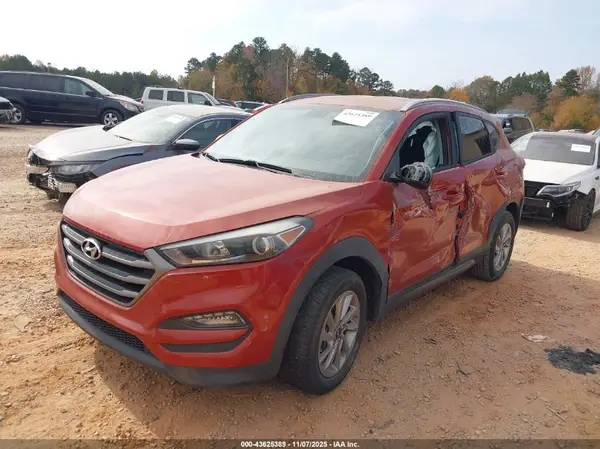 KM8J33A45GU210865 2016 HYUNDAI TUCSON - Image 2