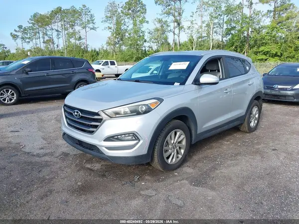 KM8J33A45GU223857 2016 HYUNDAI TUCSON - Image 2