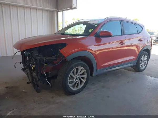 KM8J33A45GU225561 2016 HYUNDAI TUCSON - Image 2