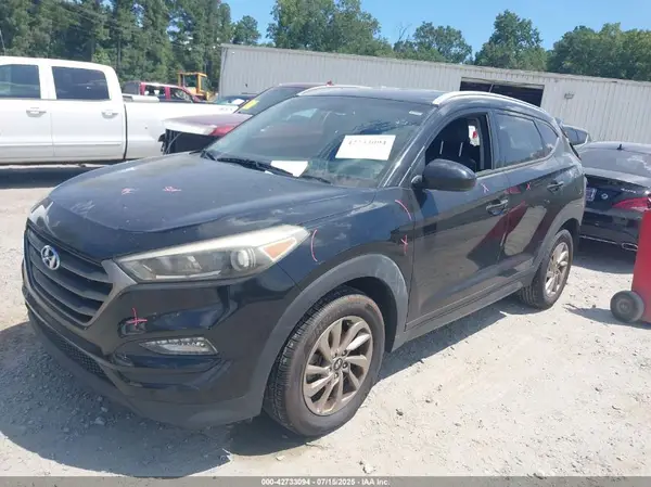 KM8J33A45GU227083 2016 HYUNDAI TUCSON - Image 2