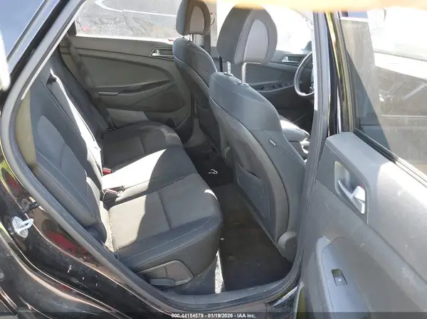KM8J33A45GU227116 2016 HYUNDAI TUCSON - Image 8