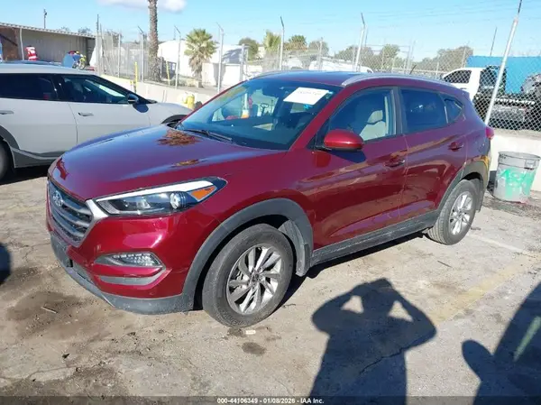 KM8J33A45GU235961 2016 HYUNDAI TUCSON - Image 2