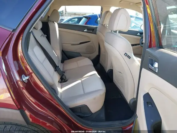 KM8J33A45GU235961 2016 HYUNDAI TUCSON - Image 8