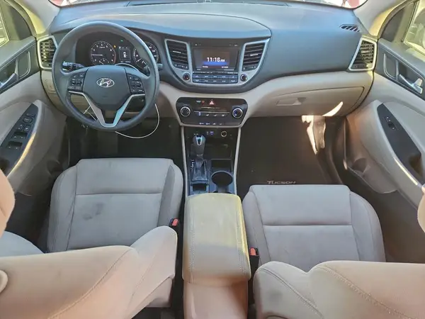 KM8J33A45GU244031 2016 HYUNDAI TUCSON - Image 8