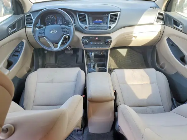 KM8J33A45HU256455 2017 HYUNDAI TUCSON - Image 8