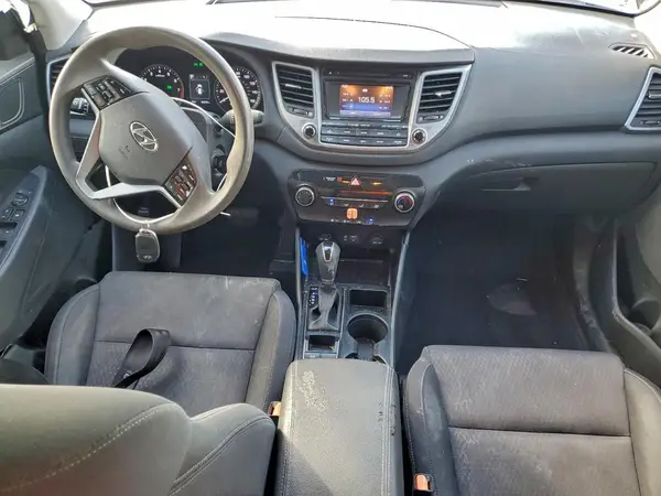 KM8J33A45HU260893 2017 HYUNDAI TUCSON - Image 8