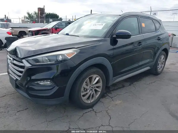 KM8J33A45HU273319 2017 HYUNDAI TUCSON - Image 2