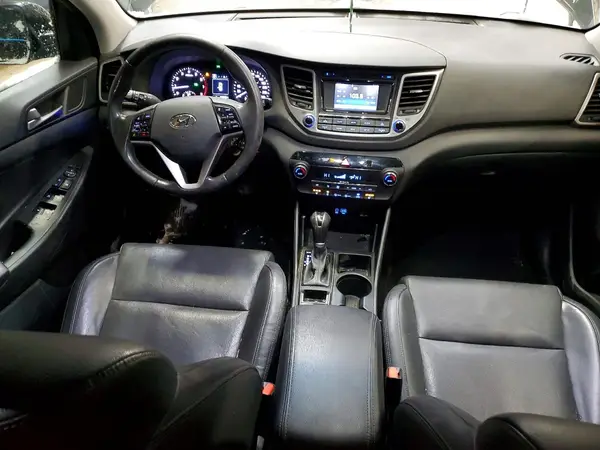 KM8J33A45HU344230 2017 HYUNDAI TUCSON - Image 8