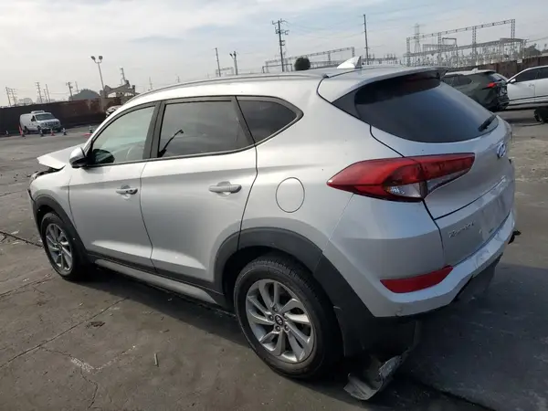 KM8J33A45HU394691 2017 HYUNDAI TUCSON - Image 2