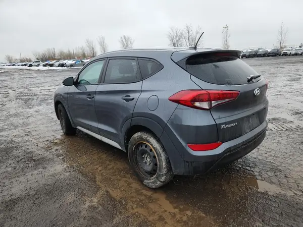 KM8J33A45HU404040 2017 HYUNDAI TUCSON - Image 2