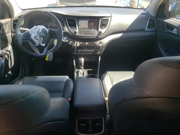 KM8J33A45HU408234 2017 HYUNDAI TUCSON - Image 8
