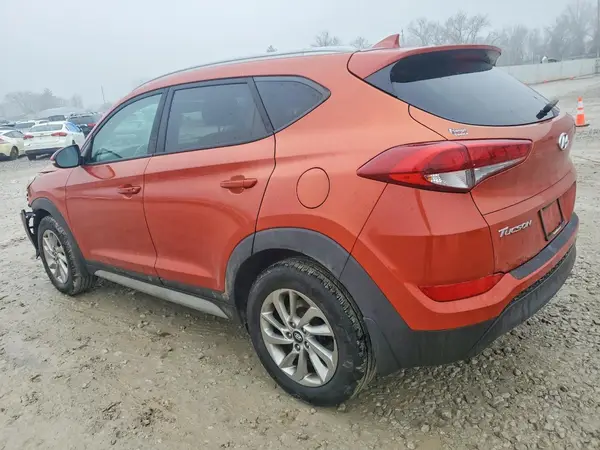 KM8J33A45HU423154 2017 HYUNDAI TUCSON - Image 2