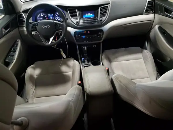 KM8J33A45HU434946 2017 HYUNDAI TUCSON - Image 8