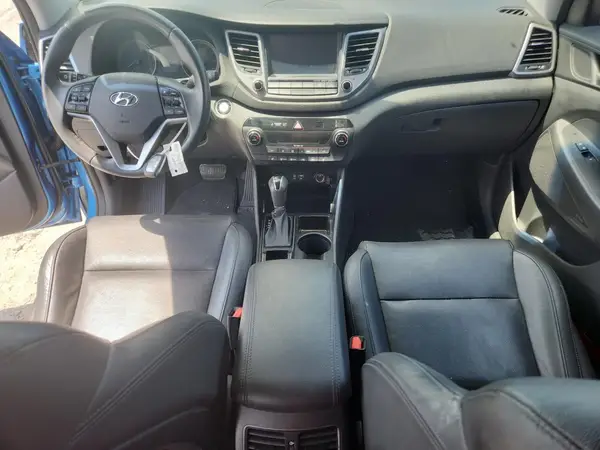 KM8J33A45HU448071 2017 HYUNDAI TUCSON - Image 8
