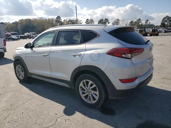 KM8J33A45HU478445 2017 HYUNDAI TUCSON - Image 2