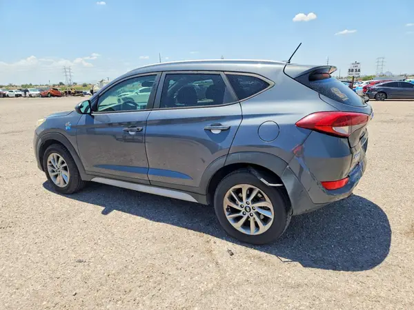 KM8J33A45HU496394 2017 HYUNDAI TUCSON - Image 2