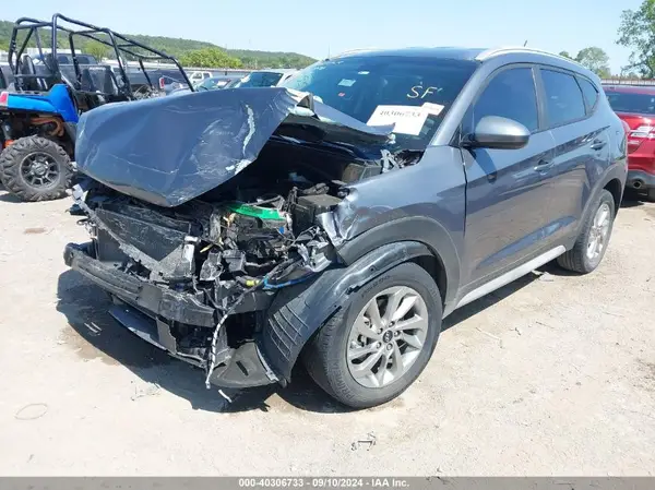 KM8J33A45HU499313 2017 HYUNDAI TUCSON - Image 2
