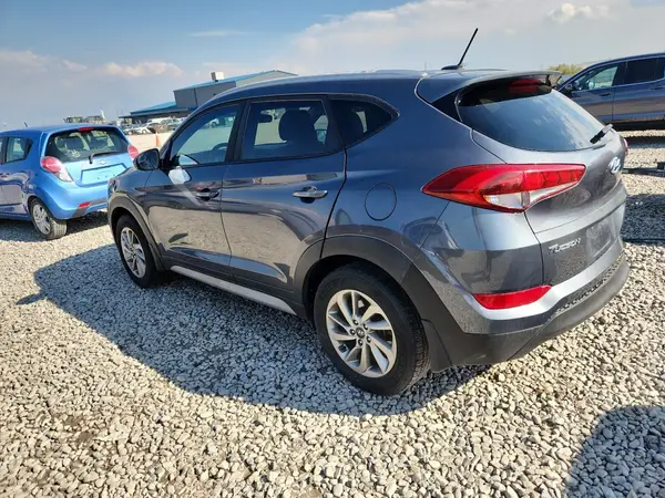 KM8J33A45HU524291 2017 HYUNDAI TUCSON - Image 2