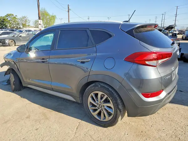 KM8J33A45HU588783 2017 HYUNDAI TUCSON - Image 2