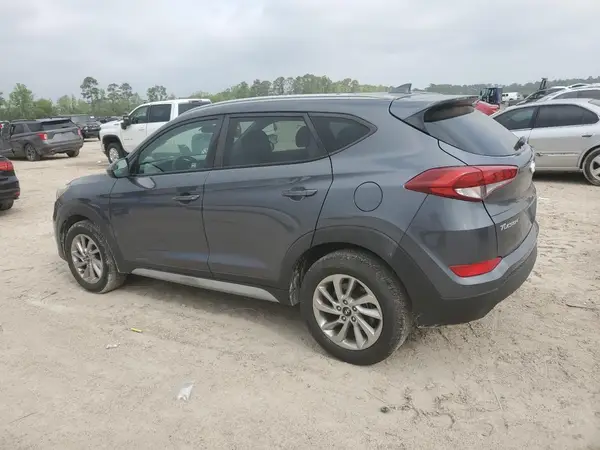 KM8J33A45JU600646 2018 HYUNDAI TUCSON - Image 2