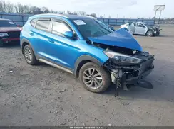 KM8J33A45JU608701 2018 HYUNDAI TUCSON