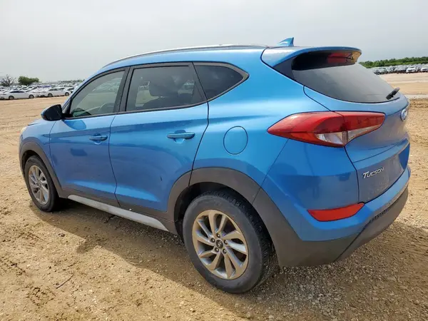 KM8J33A45JU617088 2018 HYUNDAI TUCSON - Image 2