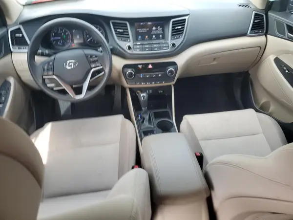 KM8J33A45JU626714 2018 HYUNDAI TUCSON - Image 8