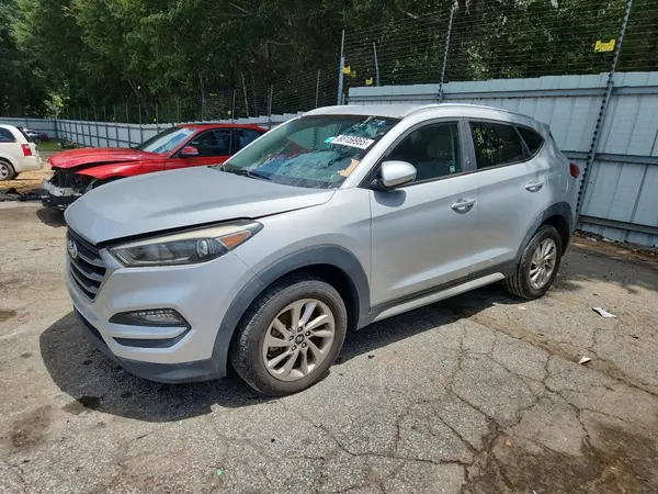 KM8J33A45JU637020 2018 HYUNDAI TUCSON - Image 1