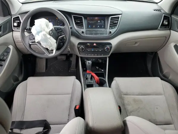 KM8J33A45JU662628 2018 HYUNDAI TUCSON - Image 8