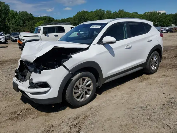 KM8J33A45JU670034 2018 HYUNDAI TUCSON - Image 1
