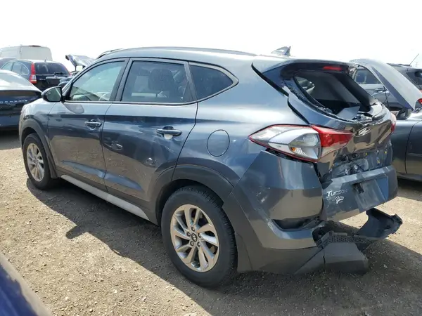 KM8J33A45JU677825 2018 HYUNDAI TUCSON - Image 2