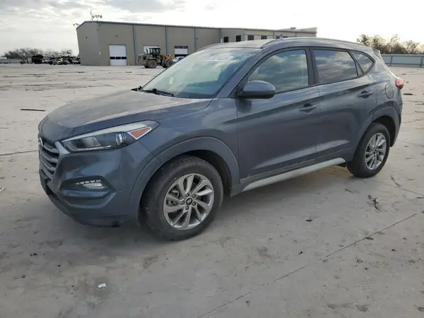 KM8J33A45JU679283 2018 HYUNDAI TUCSON - Image 1