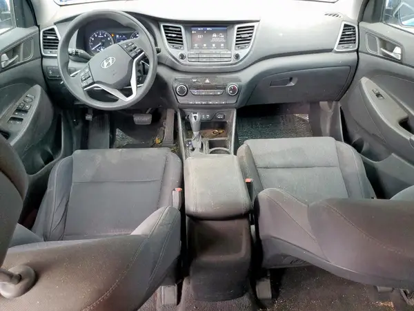 KM8J33A45JU692096 2018 HYUNDAI TUCSON - Image 8