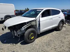KM8J33A45JU694608 2018 HYUNDAI TUCSON