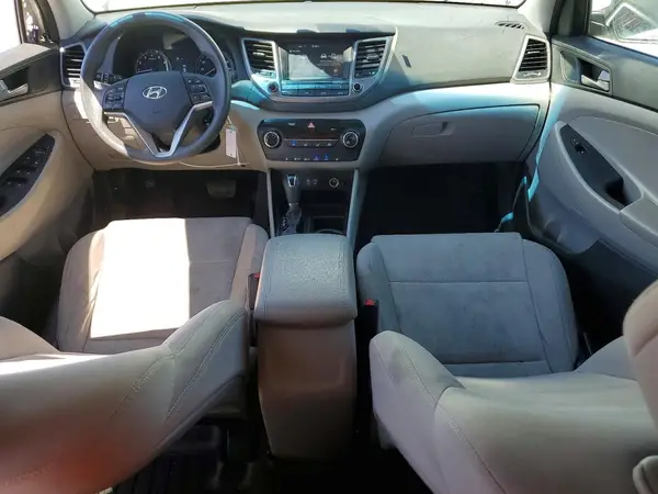 KM8J33A45JU694608 2018 HYUNDAI TUCSON - Image 8