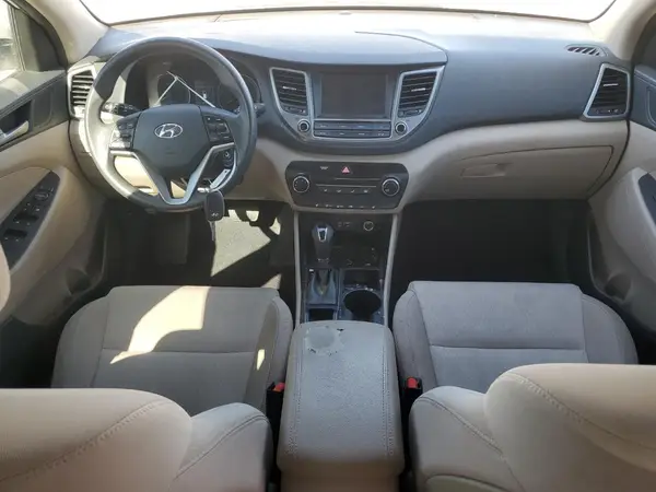 KM8J33A45JU696116 2018 HYUNDAI TUCSON - Image 8